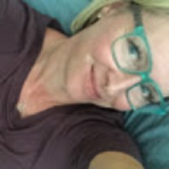 Meet your Posher, Elizabeth - Picture 1 of 1